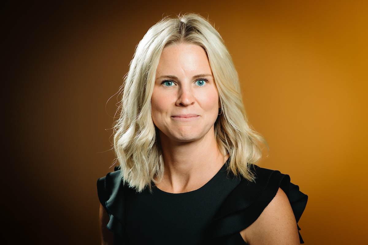 Kelly Stevens Headshot